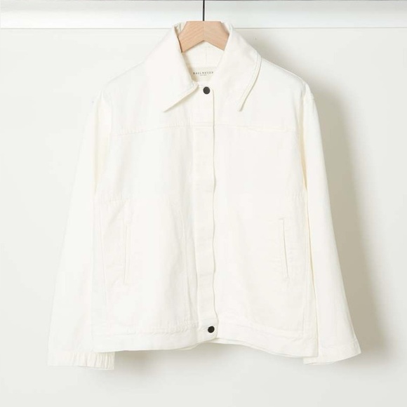 Kallmeyer /
ELLIOTT DENIM CHORE JACKET in Salt large L - Picture 5 of 10